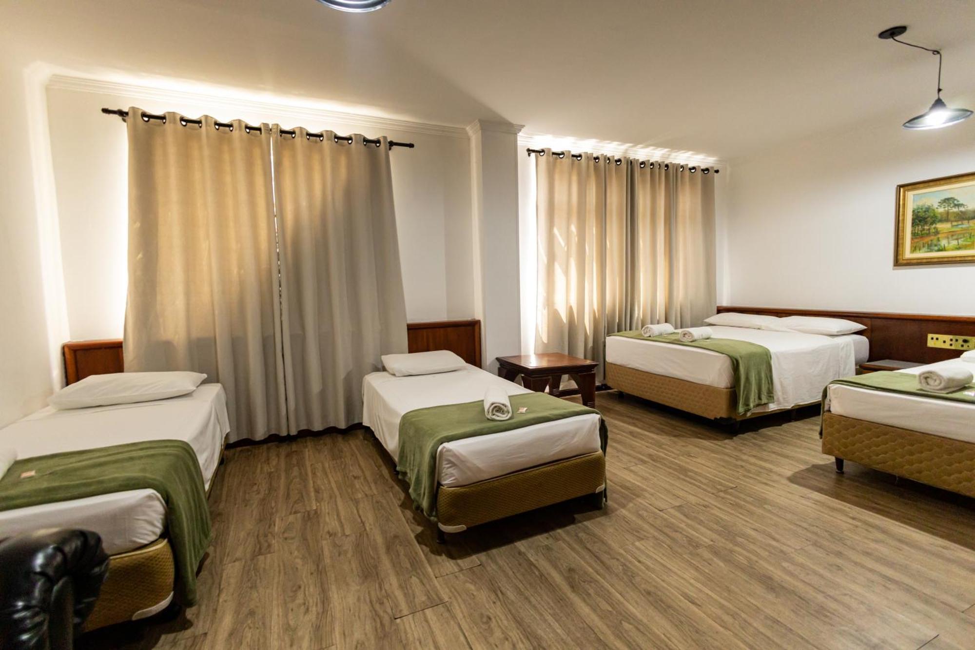 Hotel Golden Star Curitiba Dış mekan fotoğraf
