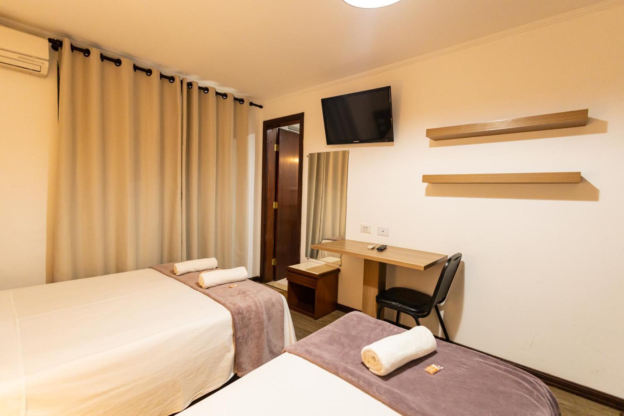 Hotel Golden Star Curitiba Dış mekan fotoğraf