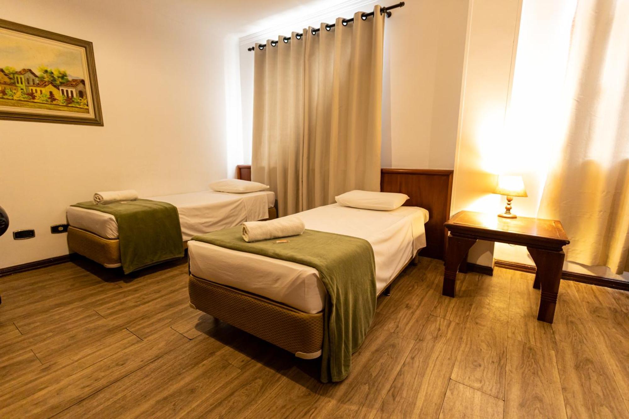 Hotel Golden Star Curitiba Dış mekan fotoğraf