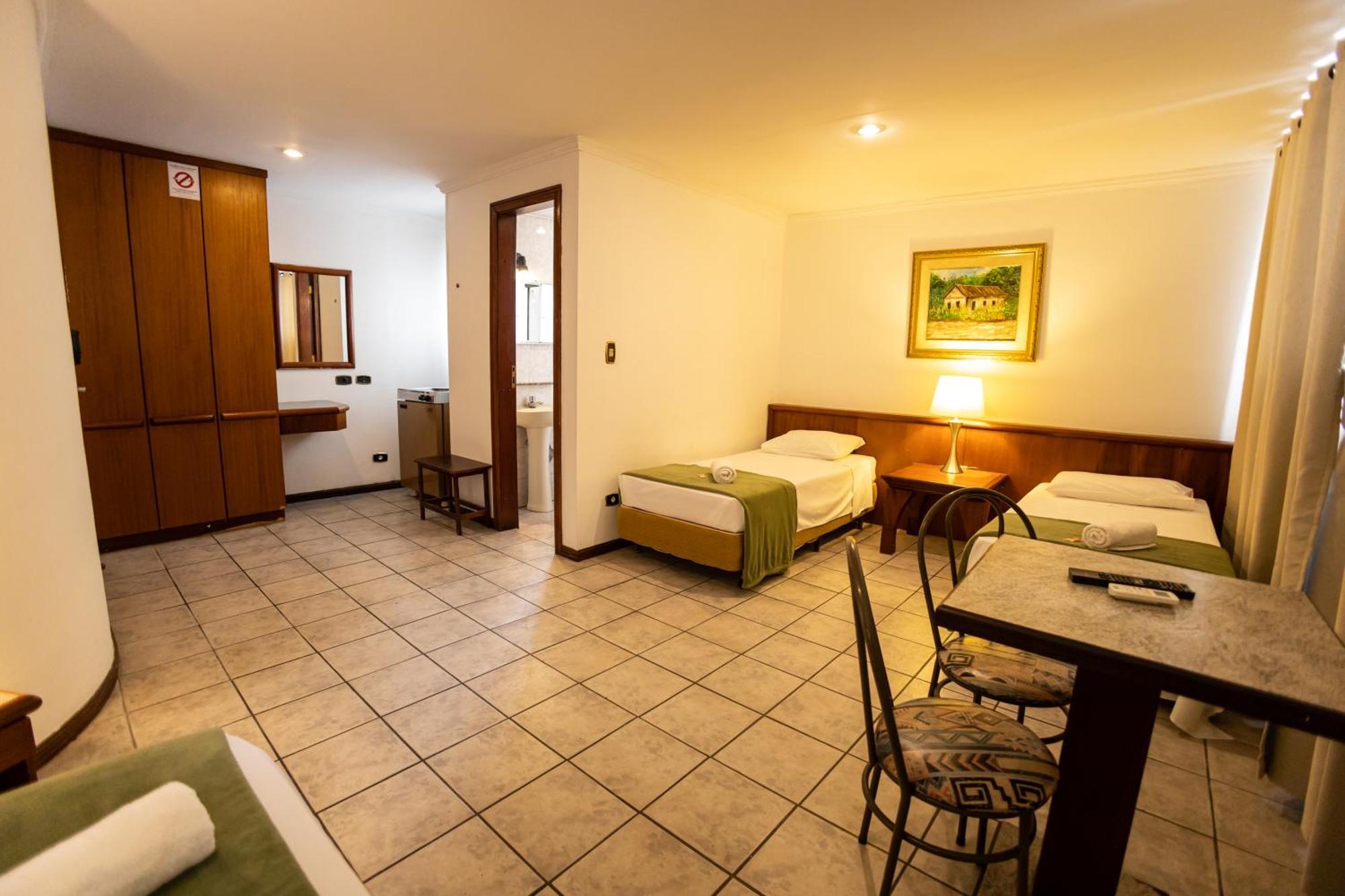 Hotel Golden Star Curitiba Dış mekan fotoğraf