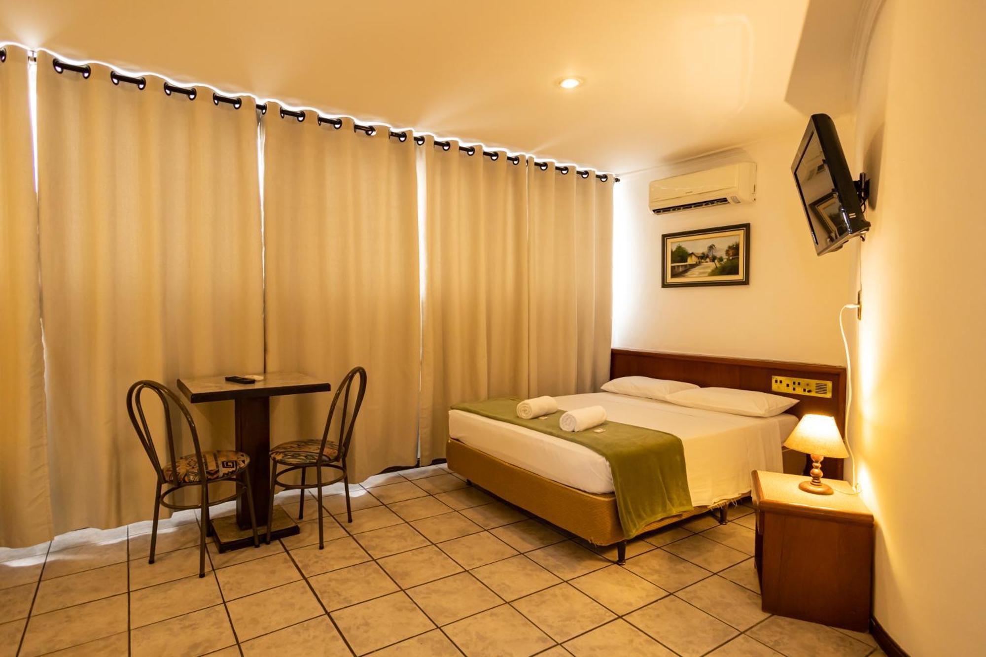 Hotel Golden Star Curitiba Dış mekan fotoğraf
